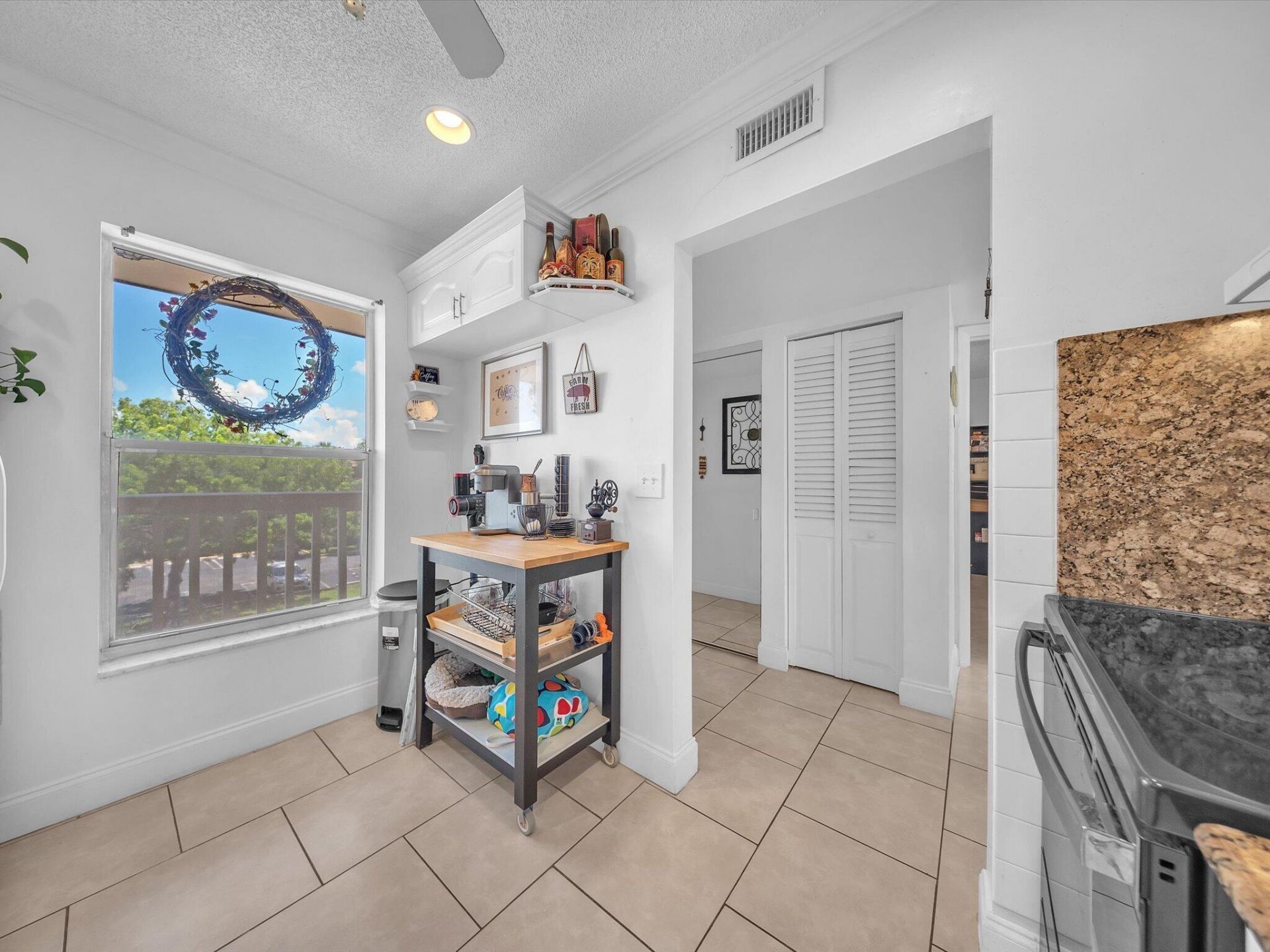 6051 NW 61st Avenue, Unit 310, Tamarac, FL 33319 Photo