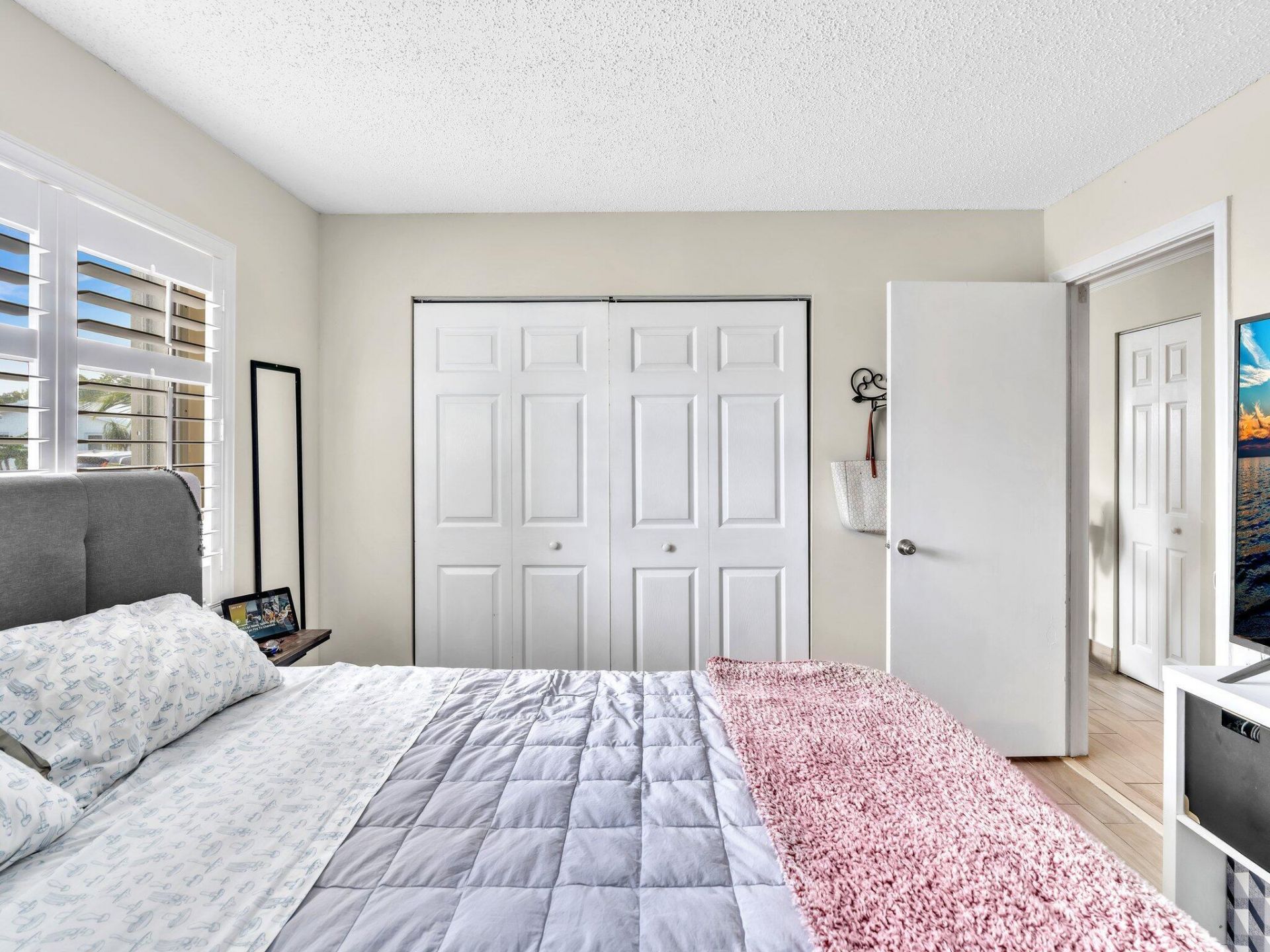 1907 SW 22nd Avenue, Boynton Beach, FL 33426 Photo