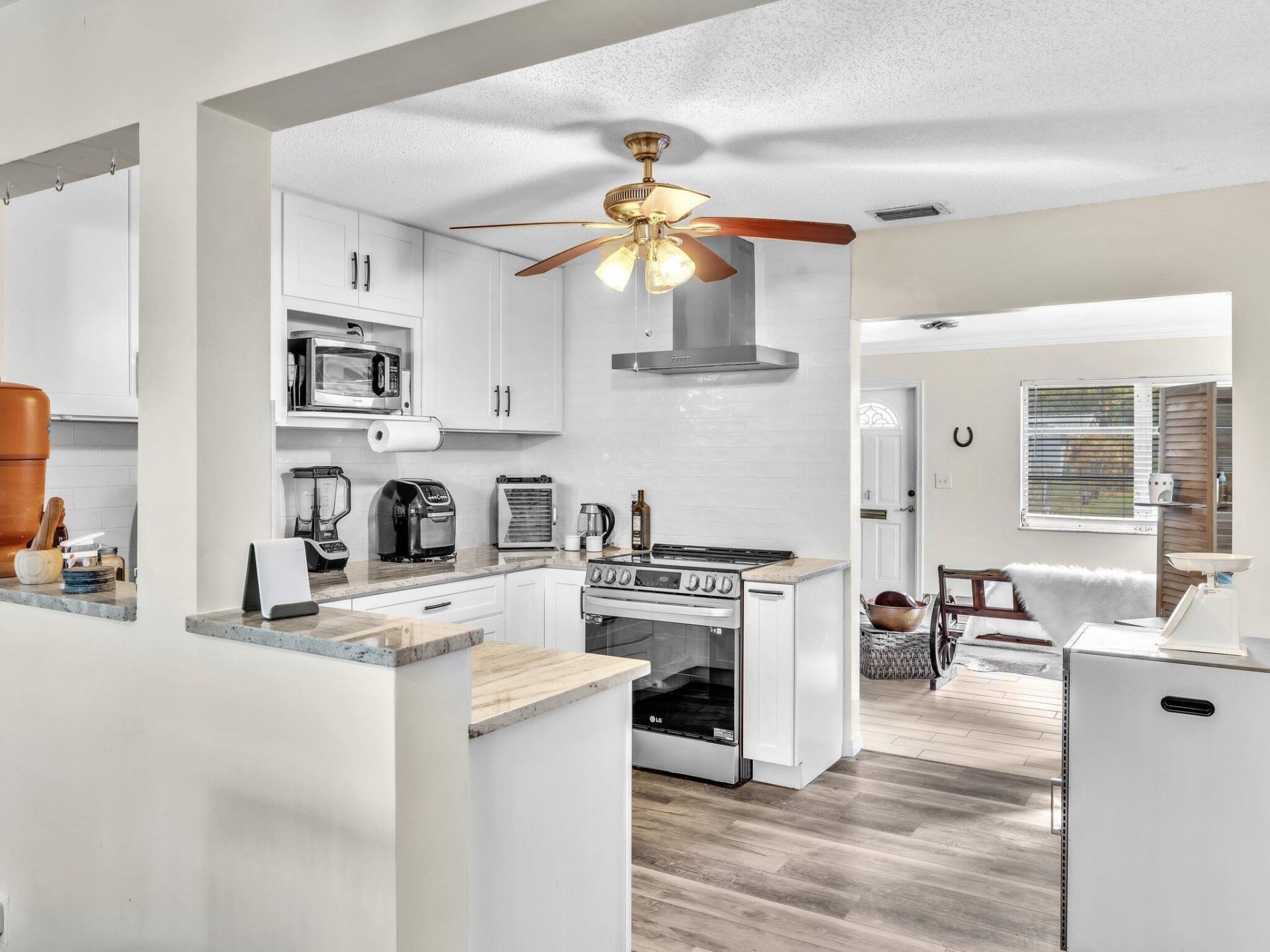 1907 SW 22nd Avenue, Boynton Beach, FL 33426 Photo