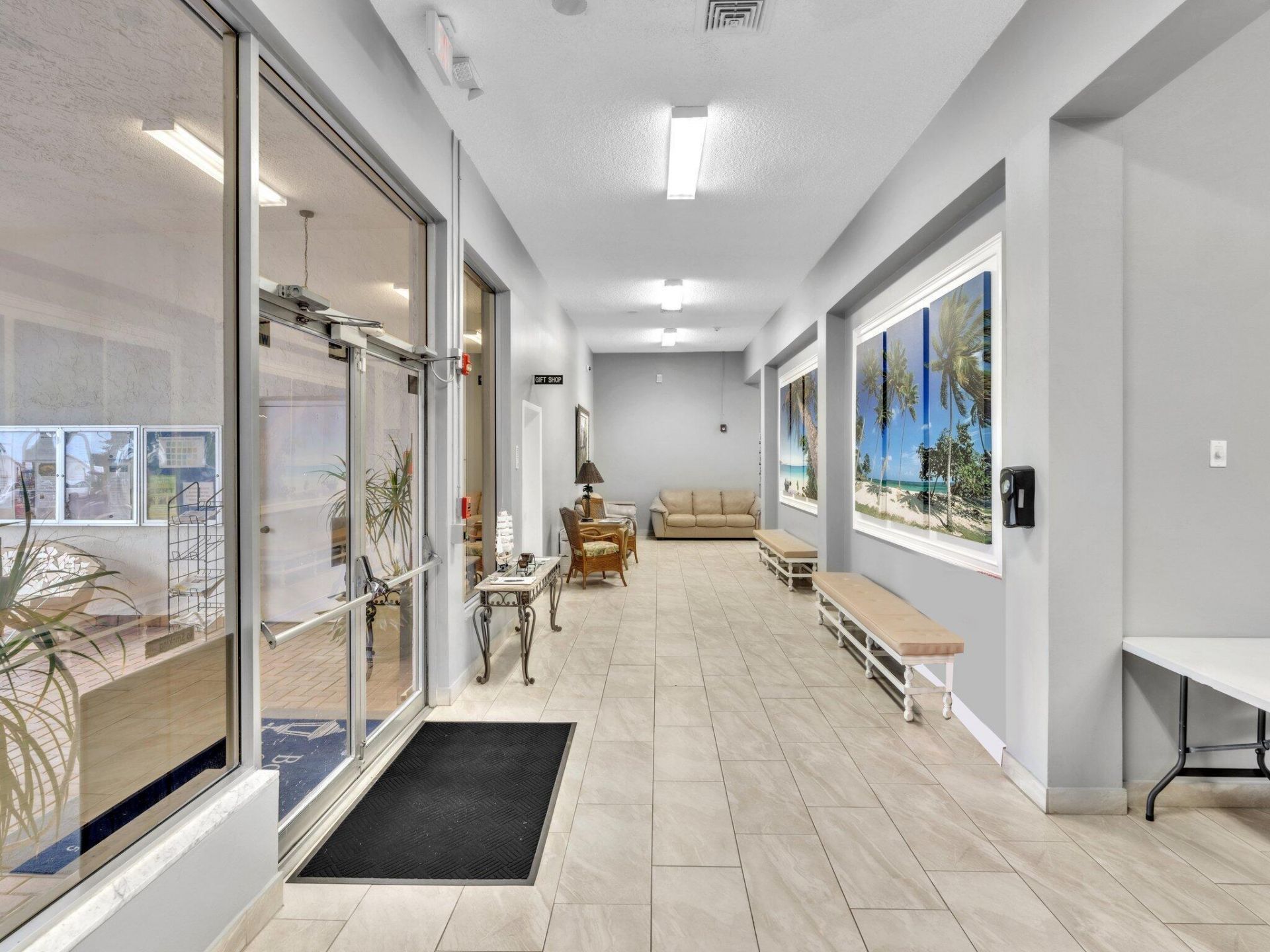 1907 SW 22nd Avenue, Boynton Beach, FL 33426 Photo