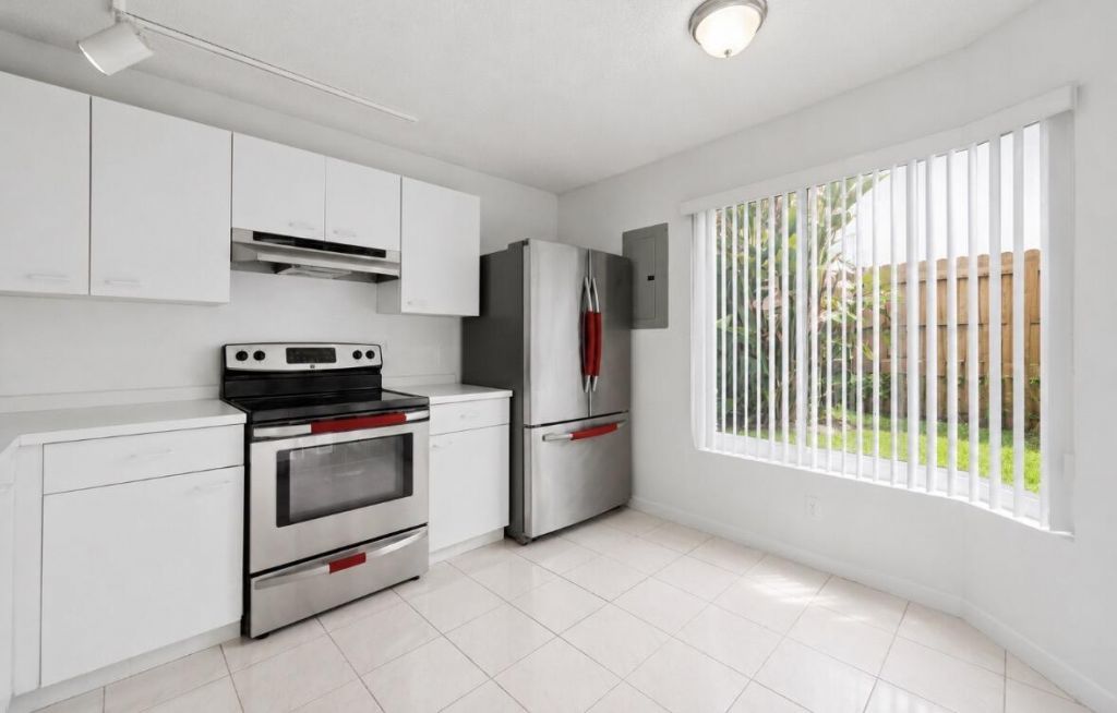 7057 Woodmont Way, Unit 7057, Tamarac, FL 33321 Photo
