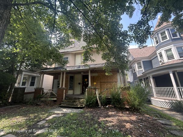 809 Monroe Avenue, Scranton, PA 18510