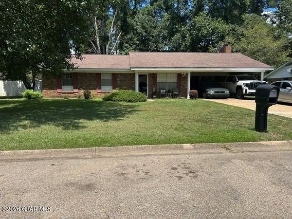 109 Gardenia Drive, Columbus, MS 39705