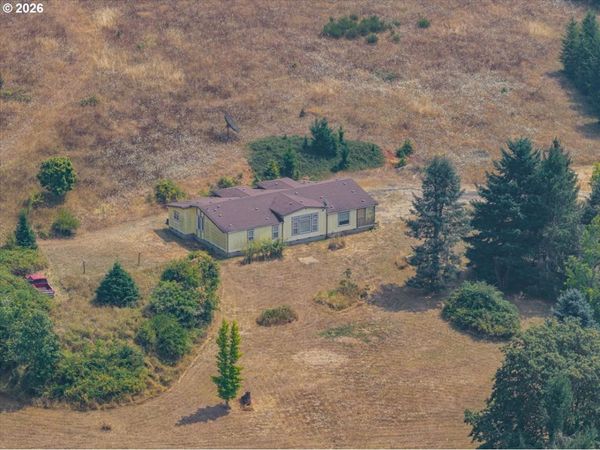 26221 OLD HOLLEY RD, Sweet Home, OR 97386