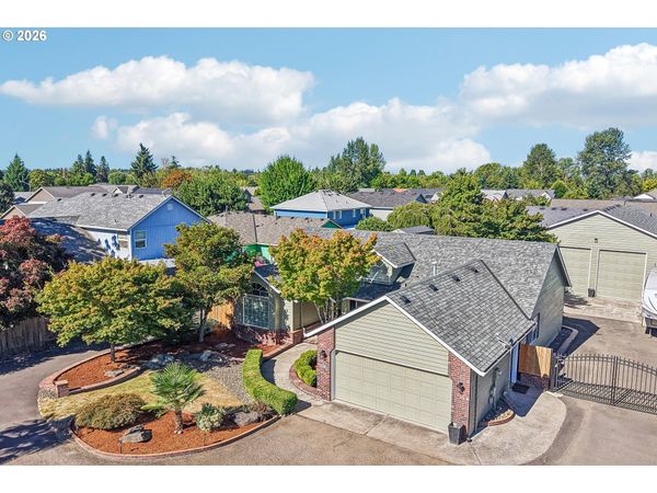 136 THUNDERBIRD ST, Molalla, OR 97038