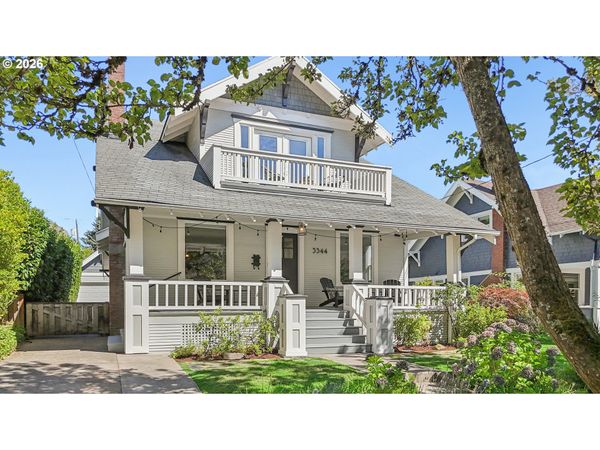 3344 NE 30TH AVE, Portland, OR 97212