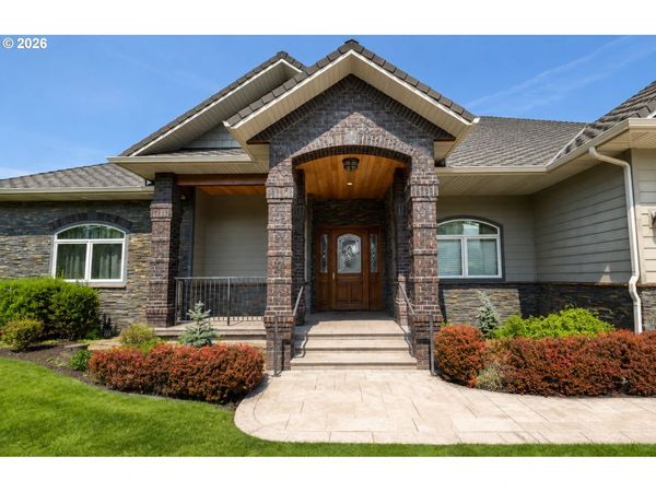 121 RIDGE DR, La Grande, OR 97850
