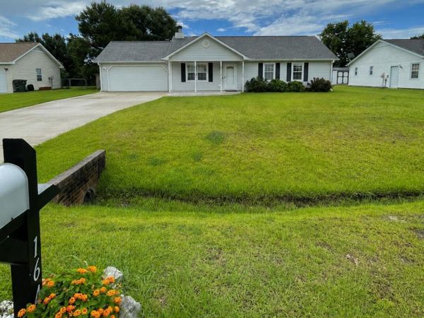 164 Glenwood Drive, Hubert, NC 28539