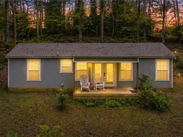 575 Hidden Valley Drive , Demorest, GA 30535