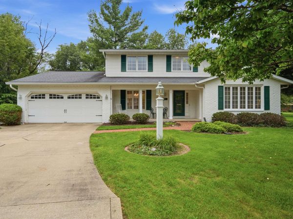 11116 N BROOKHAVEN Court, Peoria, IL 61615