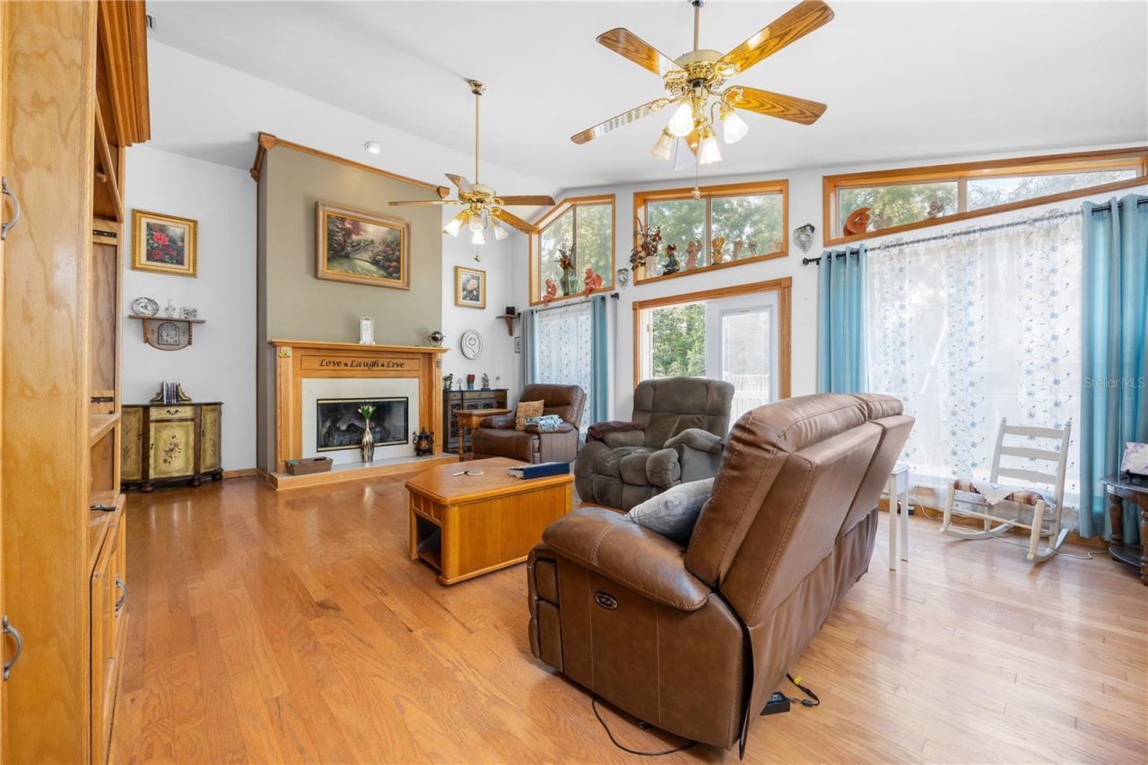 16392 198th Trace , O Brien, FL 32071 Photo