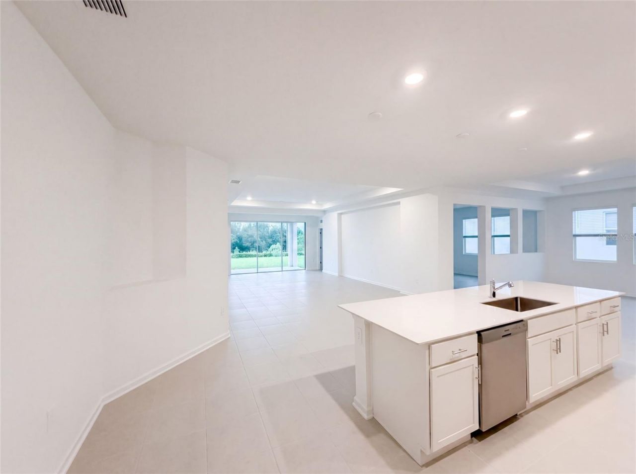 721 Tundra Loop , Groveland, FL 34736 Photo
