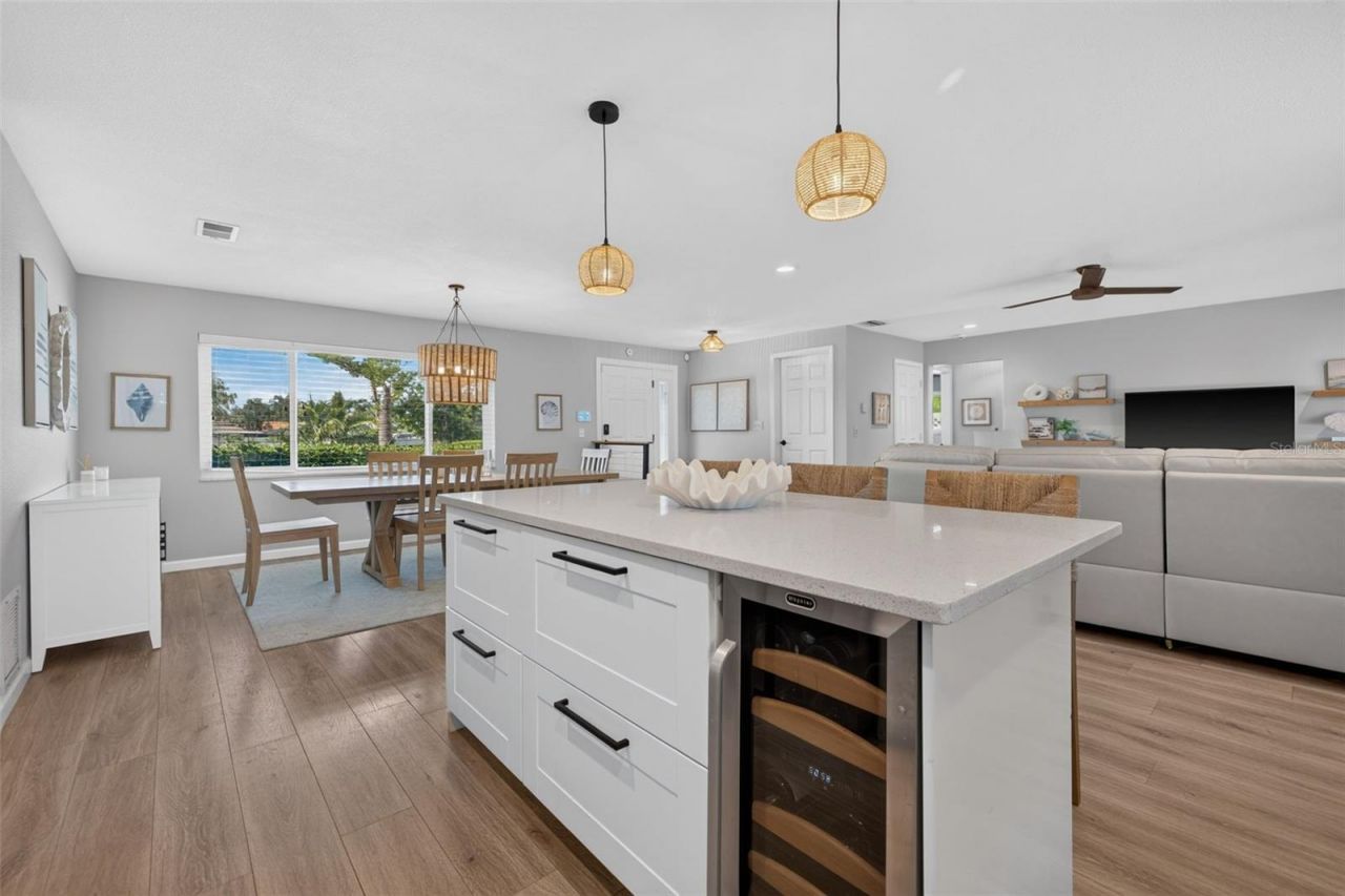 1472 47th Avenue Ne, Saint Petersburg, FL 33703 Photo