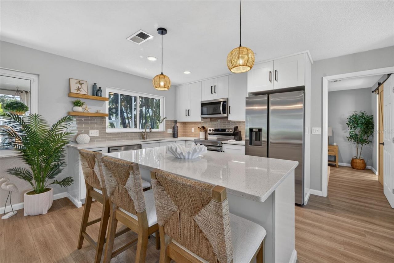1472 47th Avenue Ne, Saint Petersburg, FL 33703 Photo
