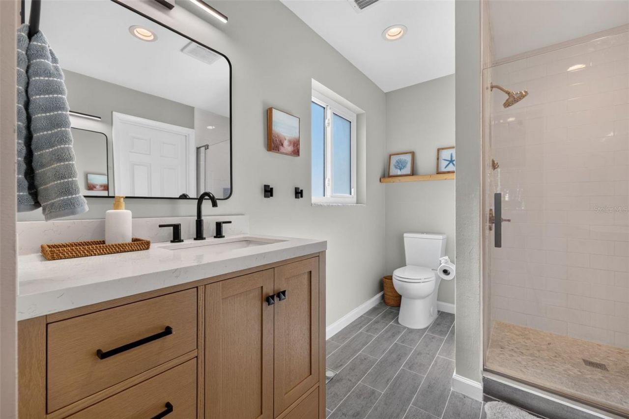 1472 47th Avenue Ne, Saint Petersburg, FL 33703 Photo