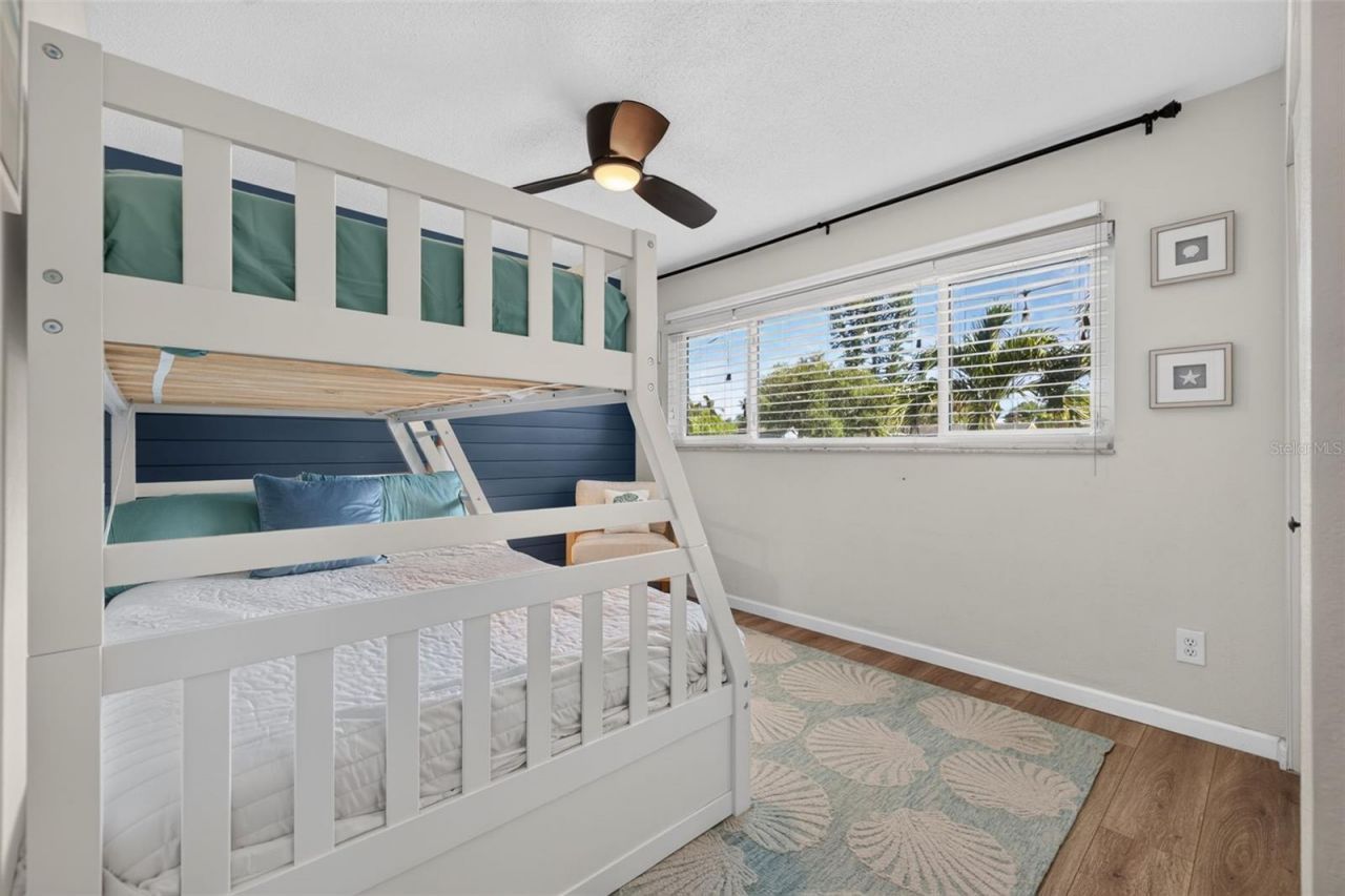 1472 47th Avenue Ne, Saint Petersburg, FL 33703 Photo