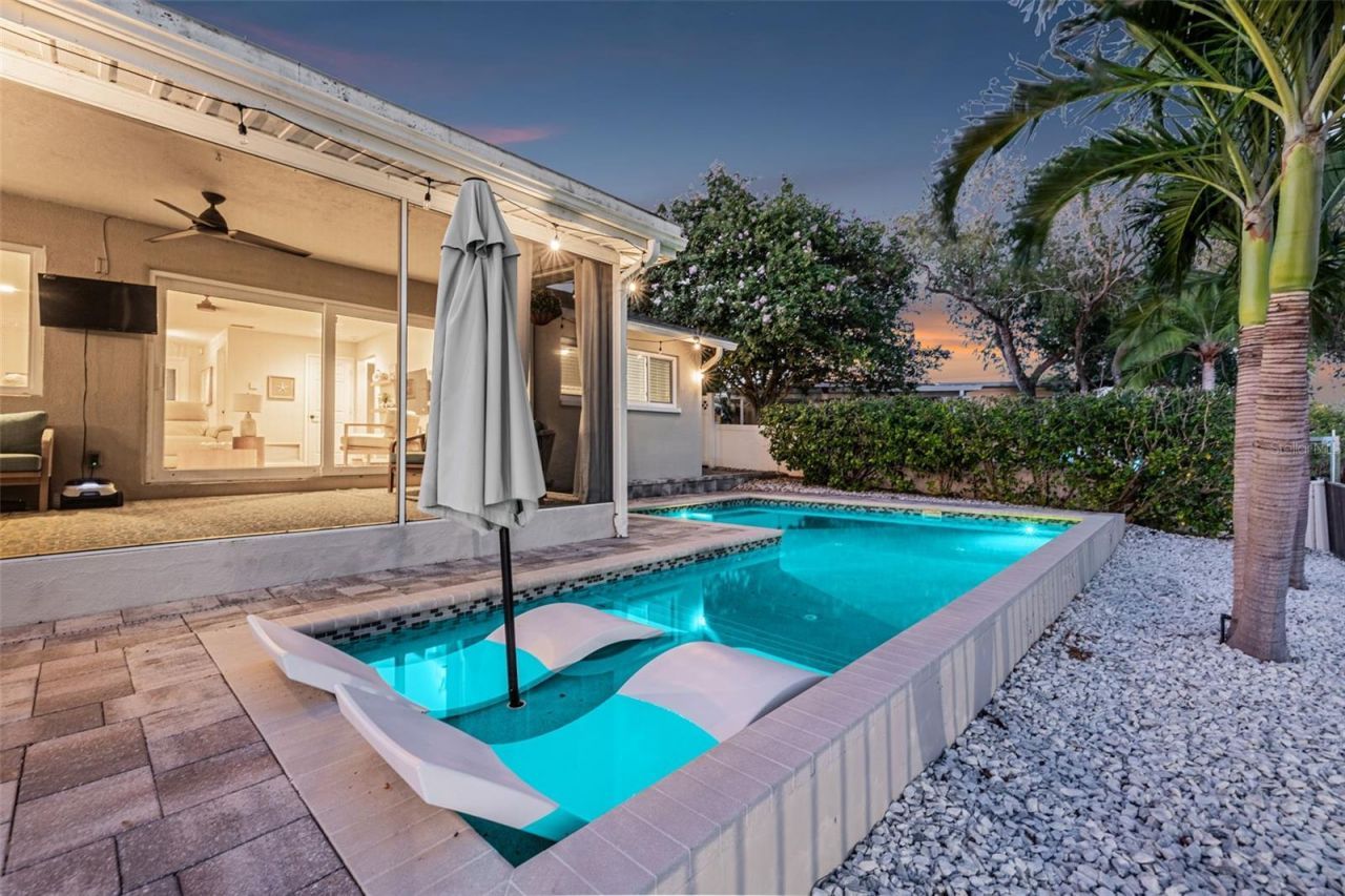 1472 47th Avenue Ne, Saint Petersburg, FL 33703 Photo