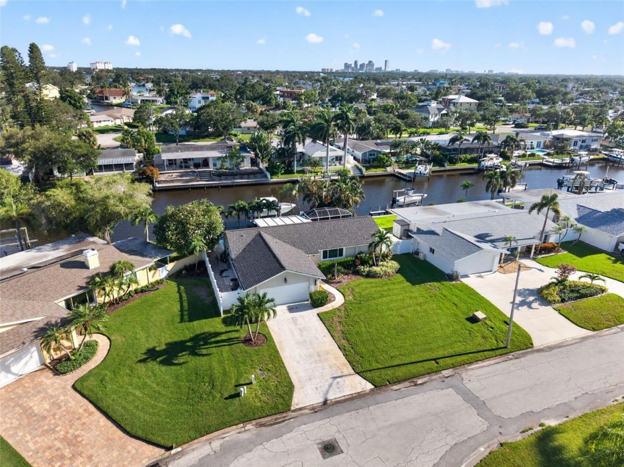 1472 47th Avenue Ne, Saint Petersburg, FL 33703 Photo