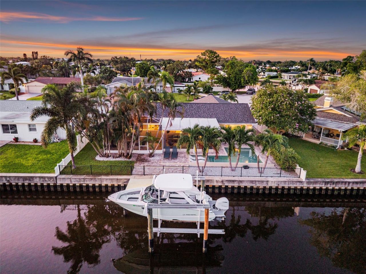 1472 47th Avenue Ne, Saint Petersburg, FL 33703 Photo