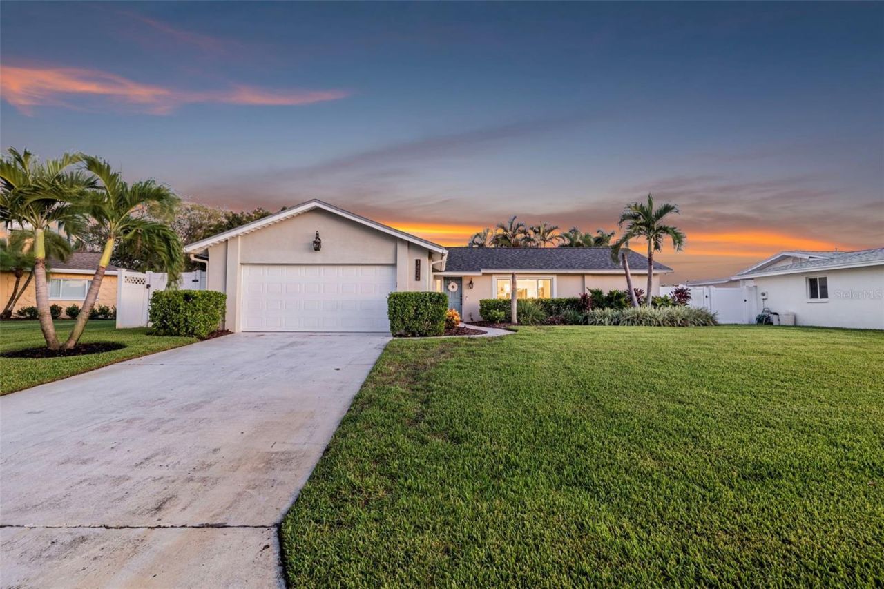 1472 47th Avenue Ne, Saint Petersburg, FL 33703 Photo