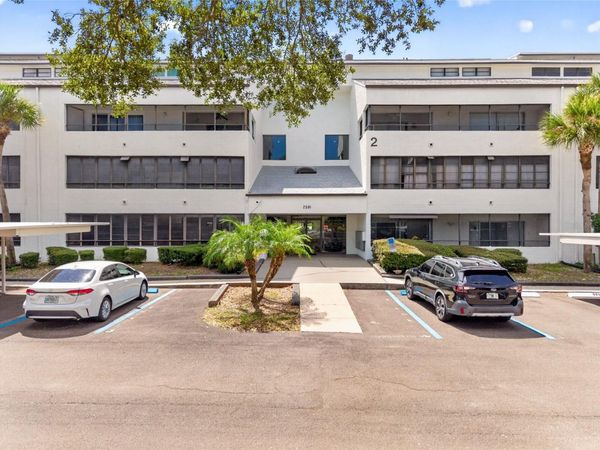 2581 COUNTRYSIDE BOULEVARD , Unit 2210, CLEARWATER, FL 33761