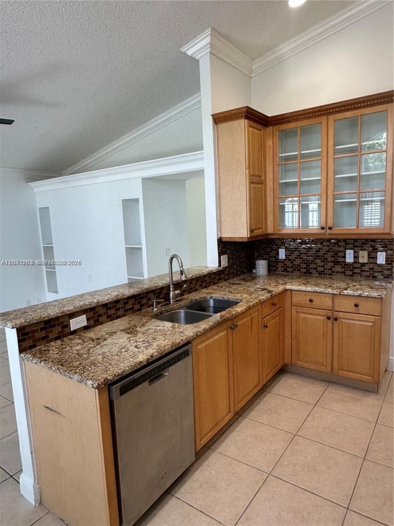 13274 NW 15th Ct , Pembroke Pines, FL 33028 Photo