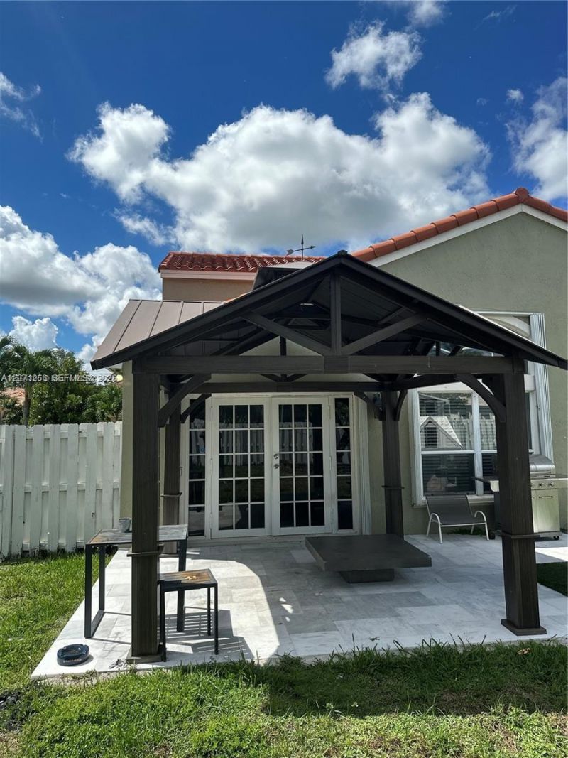 13274 NW 15th Ct , Pembroke Pines, FL 33028 Photo