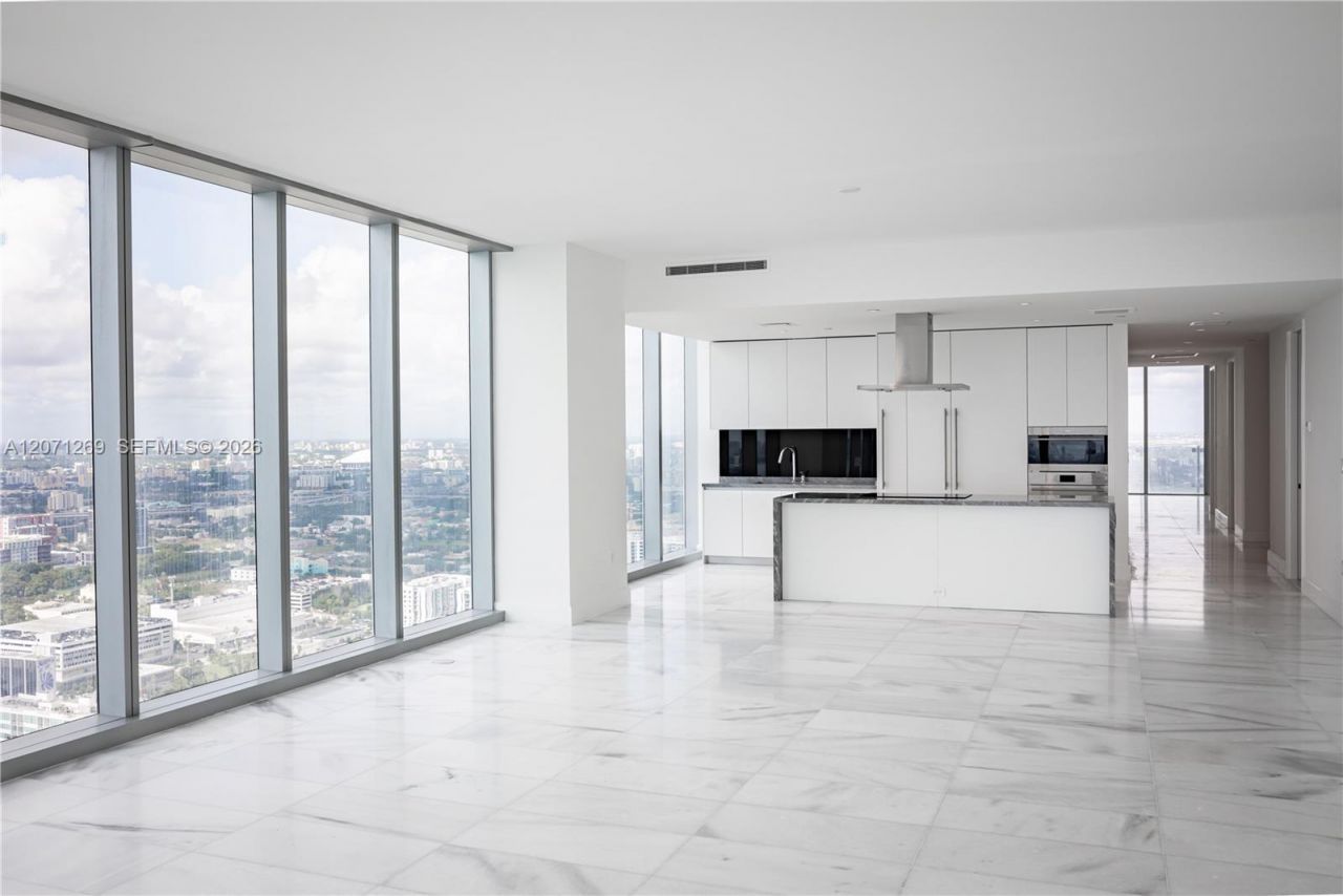700 NE 26th Ter , Unit 4403, Miami, FL 33137 Photo