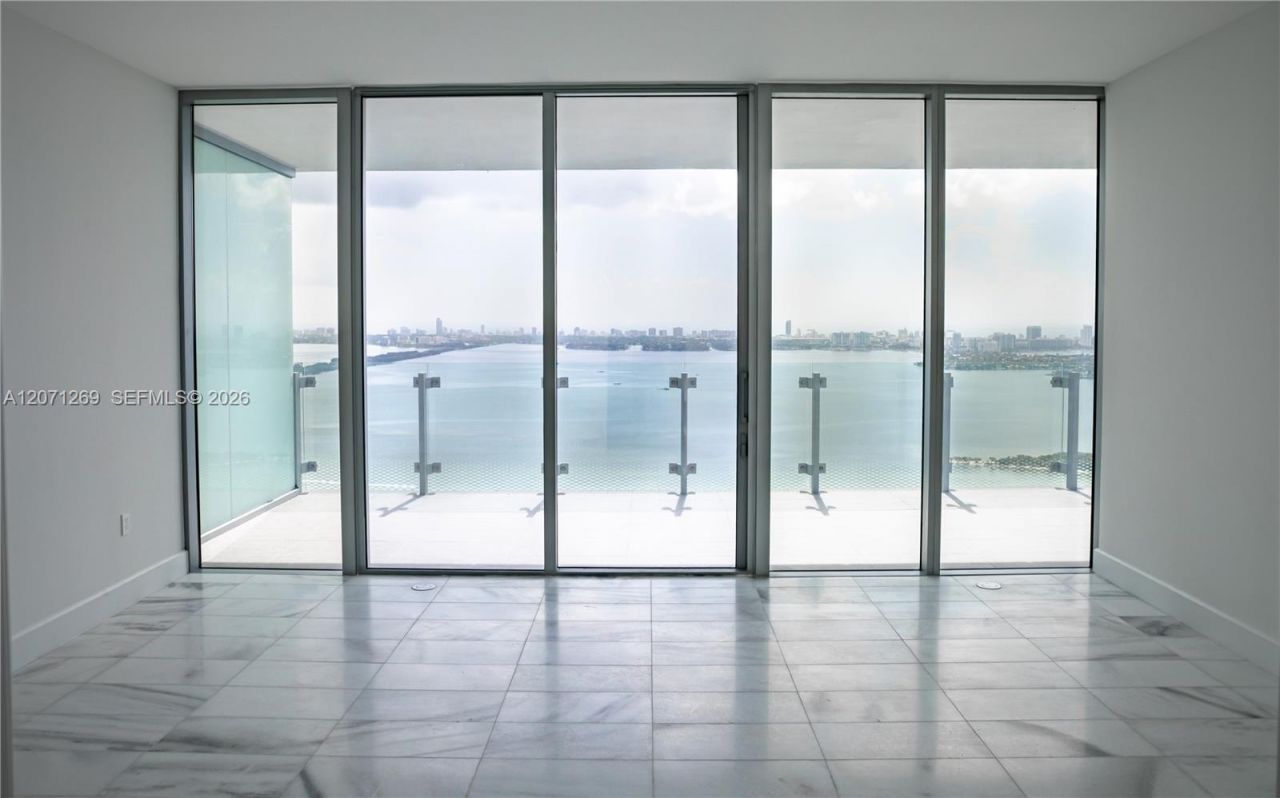 700 NE 26th Ter , Unit 4403, Miami, FL 33137 Photo