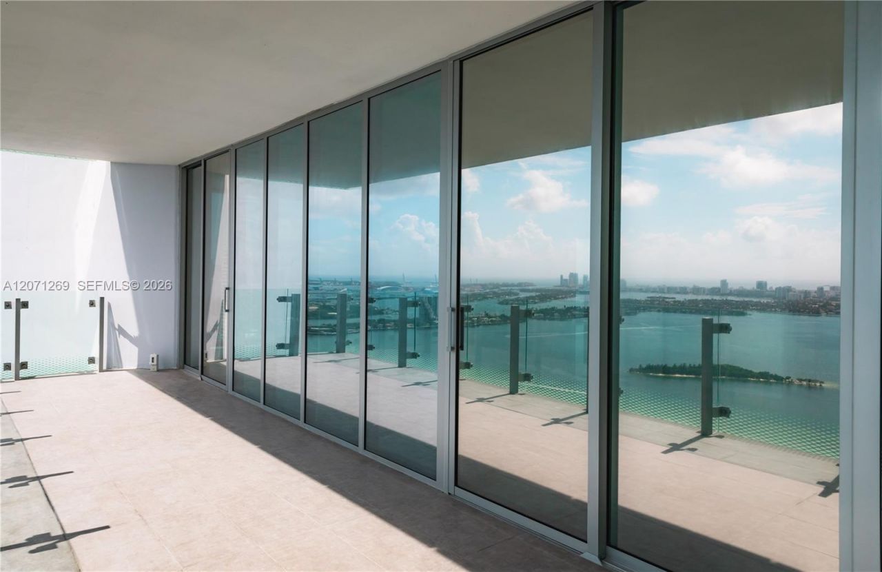 700 NE 26th Ter , Unit 4403, Miami, FL 33137 Photo
