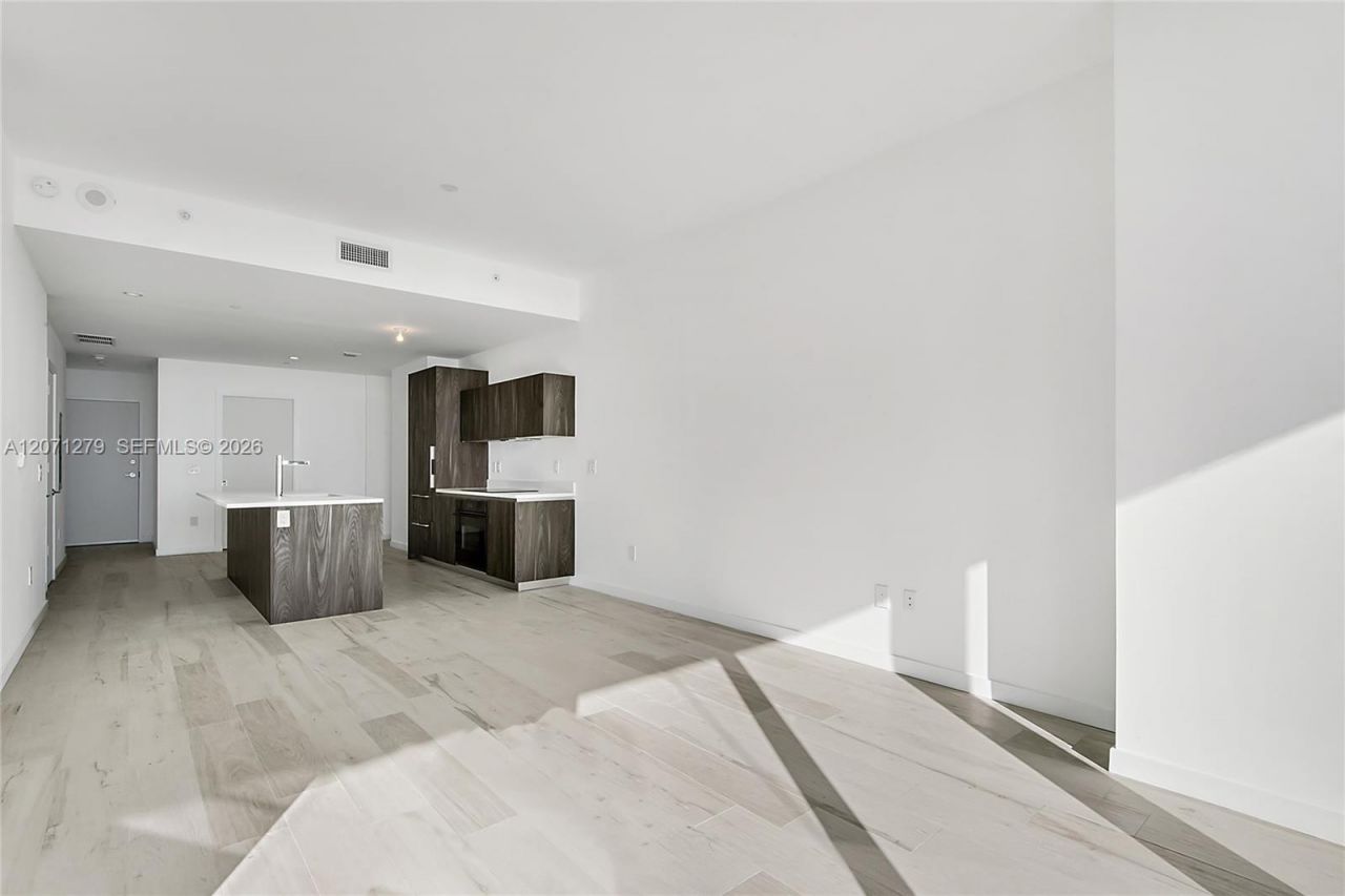 480 NE 31st St , Unit 904, Miami, FL 33137 Photo