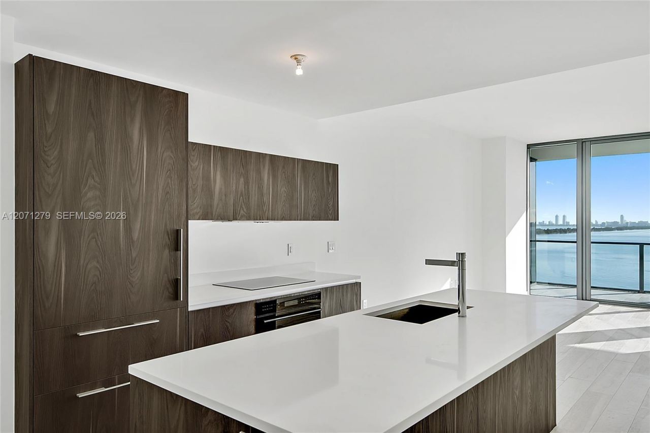 480 NE 31st St , Unit 904, Miami, FL 33137 Photo