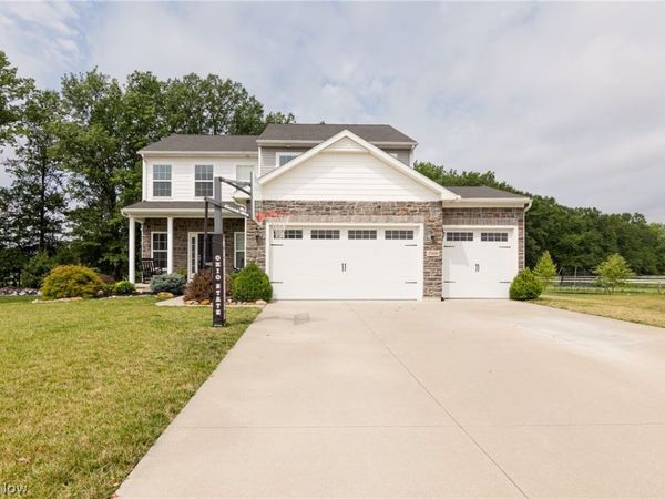 37456 W Fenwick Drive , North Ridgeville, OH 44039