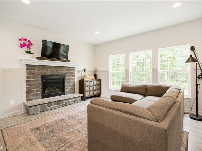 37456 W Fenwick Drive, North Ridgeville, OH 44039 Photo 11