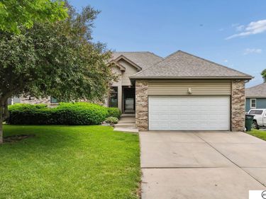 7412 Collister Road, Lincoln, NE 68516