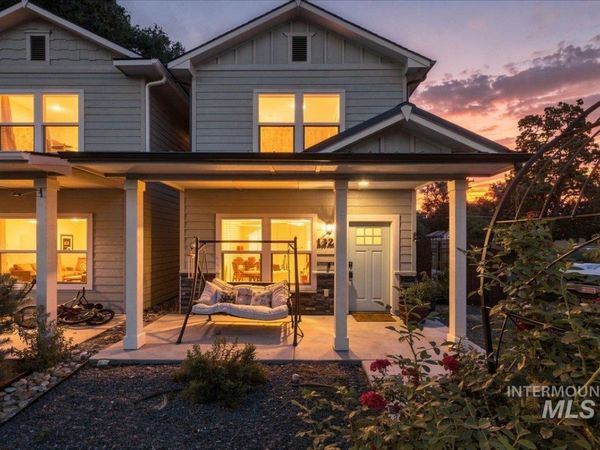 1325 Albany St, Caldwell, ID 83605