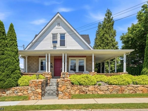 565 Grace Ave, Phillipsburg, NJ 08865