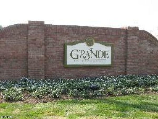 1203 Wharton Ct, Riverdale, NJ 07457