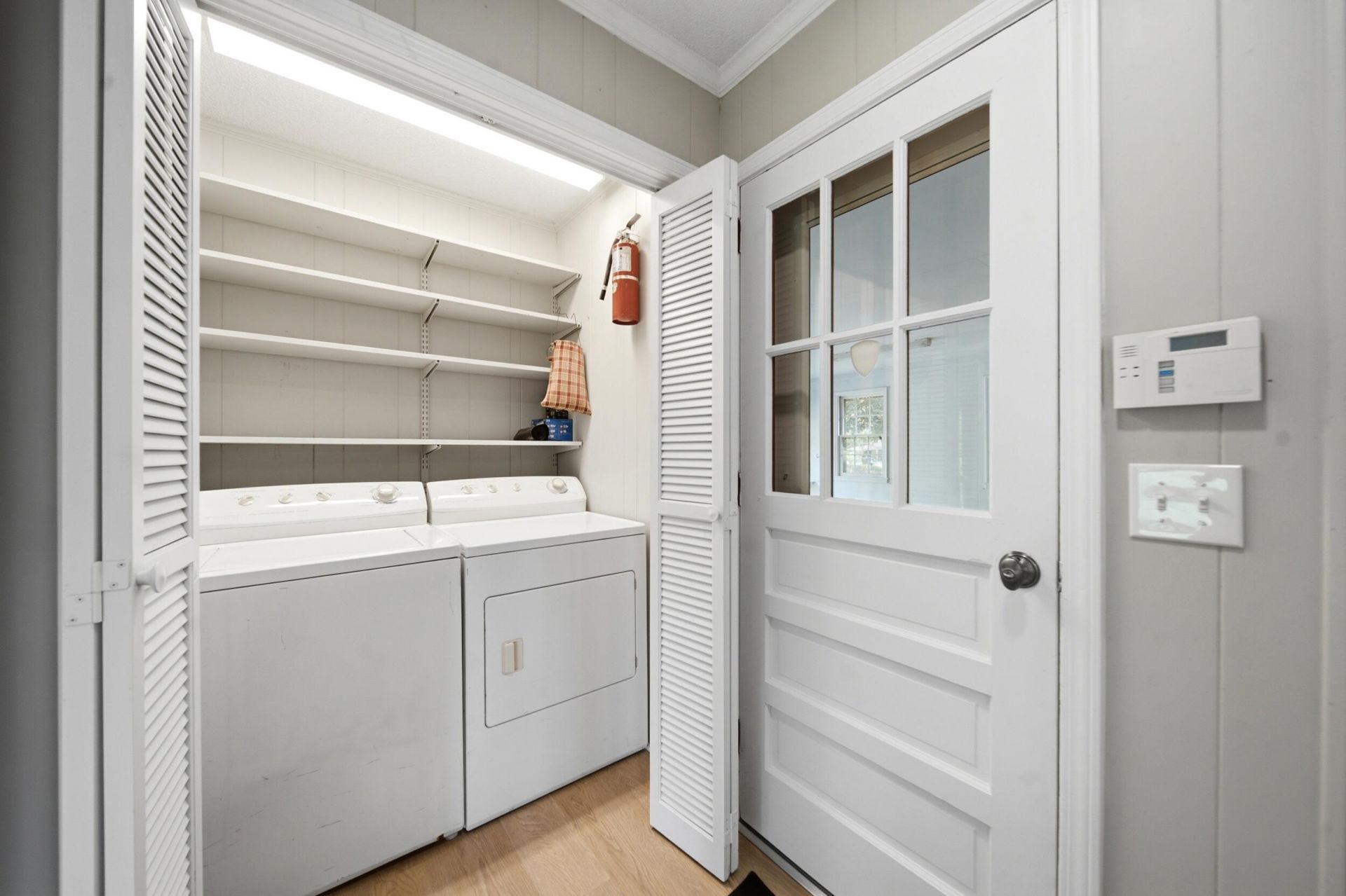 224 Walnut Street Photo 18