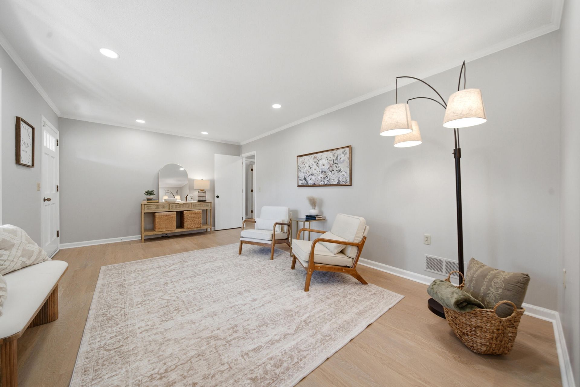 224 Walnut Street Photo 4