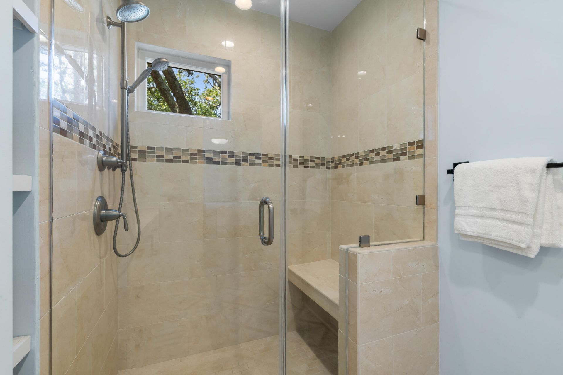 4332 Sea Forest Drive Photo 28
