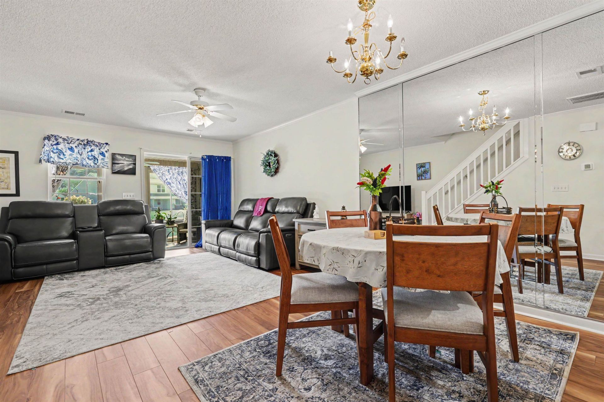 1022 Pinnacle Ln. Photo 10