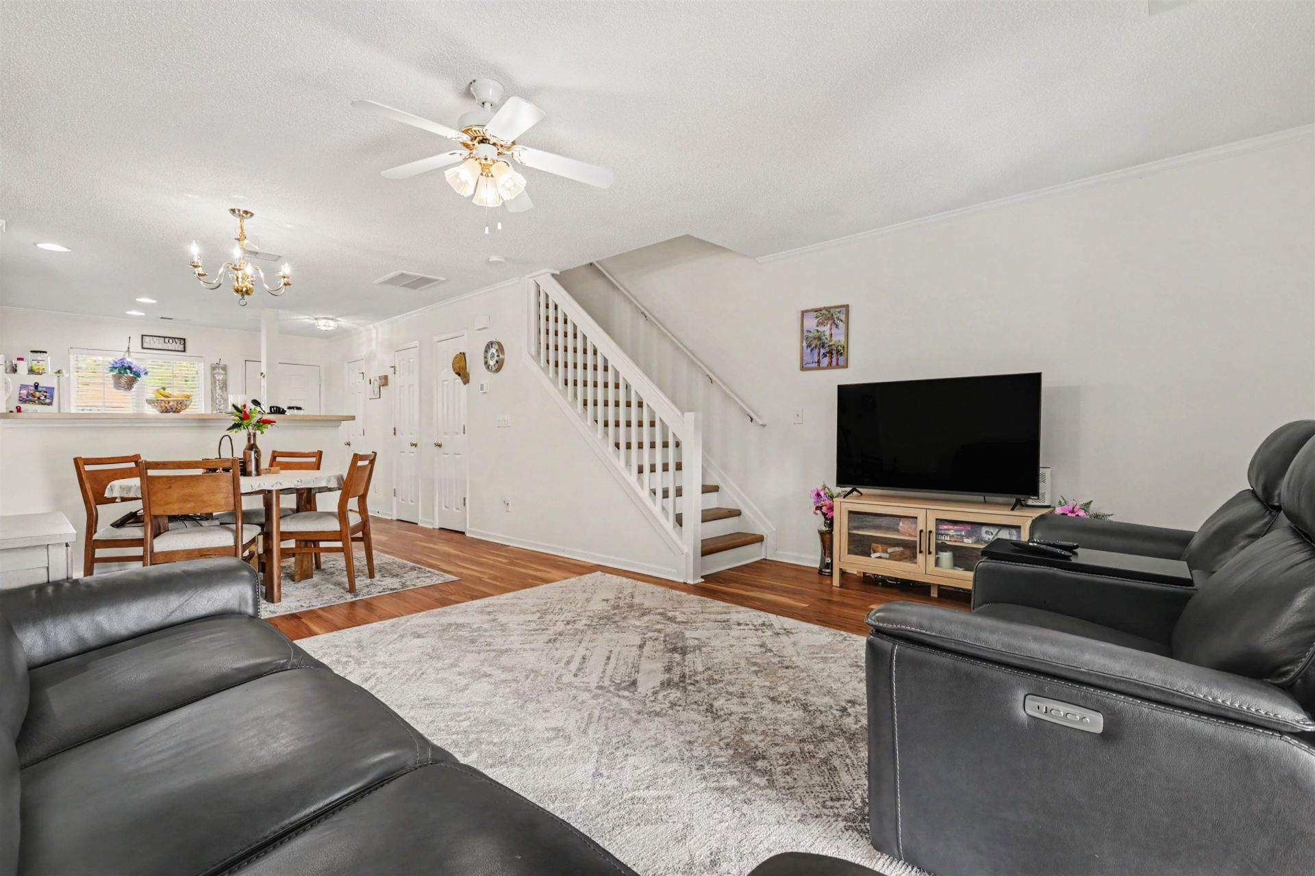 1022 Pinnacle Ln. Photo 12
