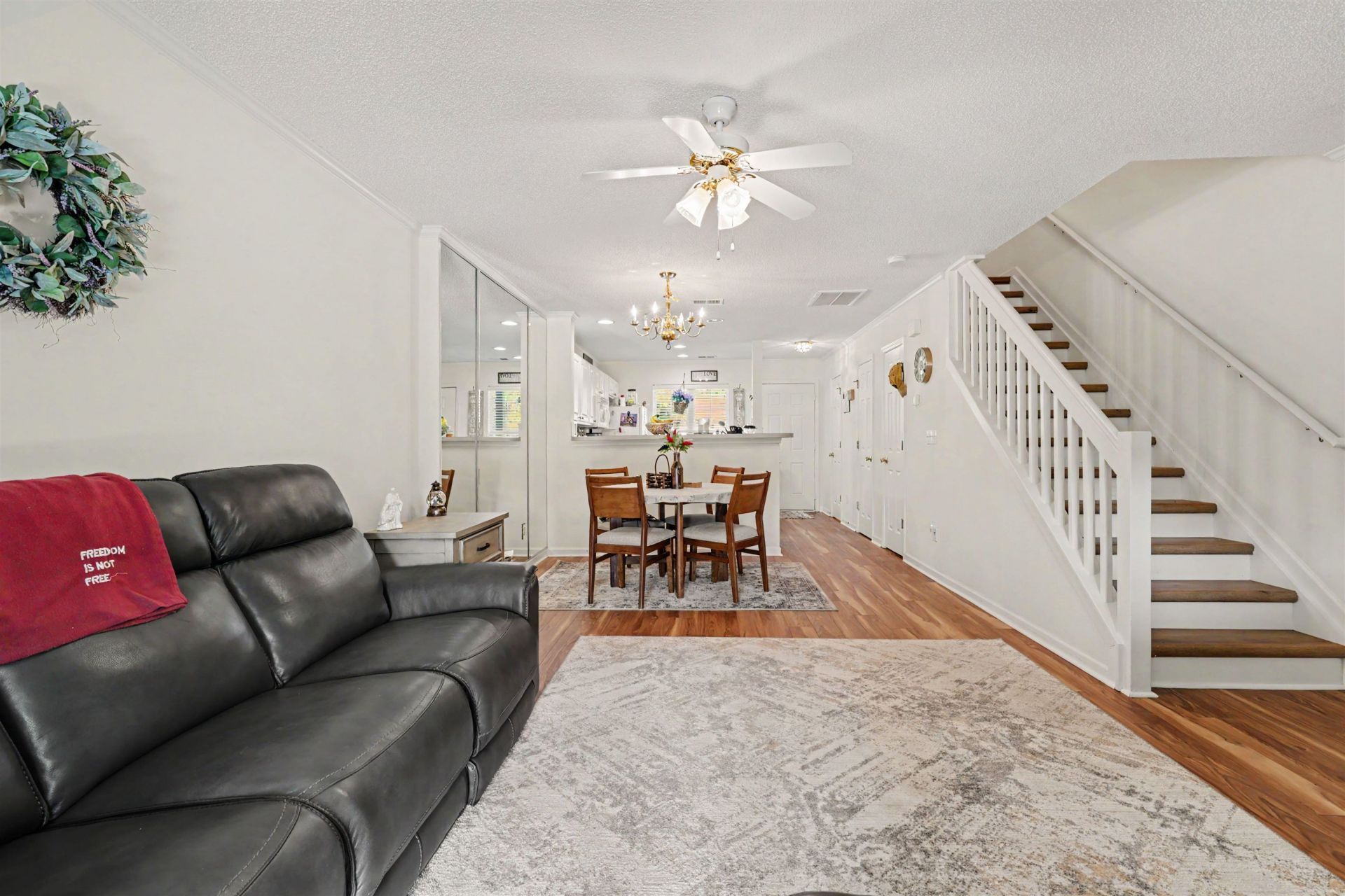 1022 Pinnacle Ln. Photo 13