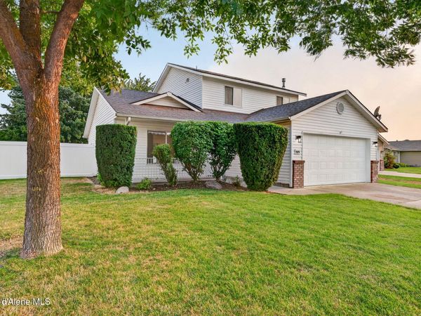 9090 N Torrey LN, Hayden, ID 83835