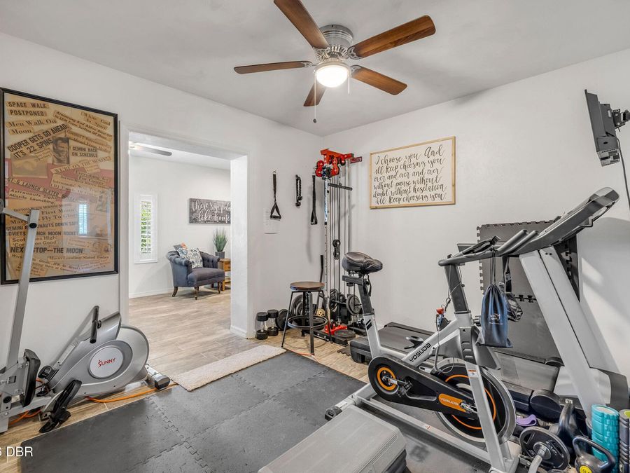 Property Image 32