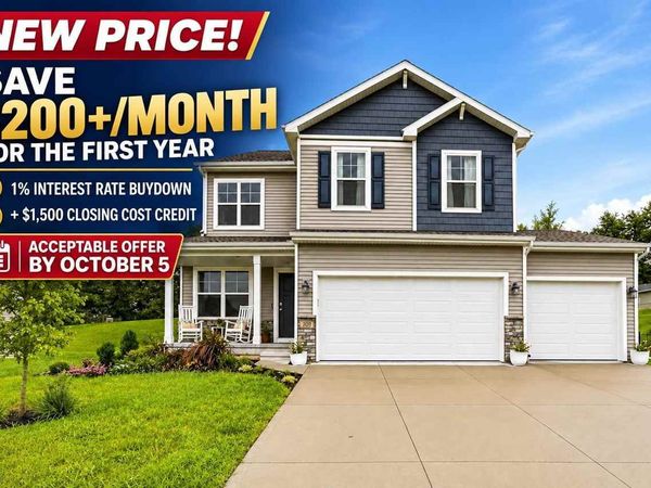 709 Prairie View Dr, West Branch, IA 52358
