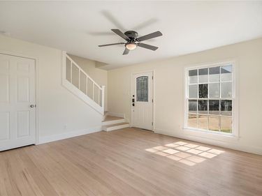 305 N Oak Cliff Boulevard, Dallas, TX 75208