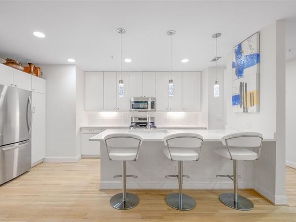 5055 Addison Circle, Unit 209, Addison, TX 75001