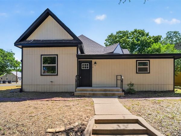 314 N Anglin Street, Cleburne, TX 76031